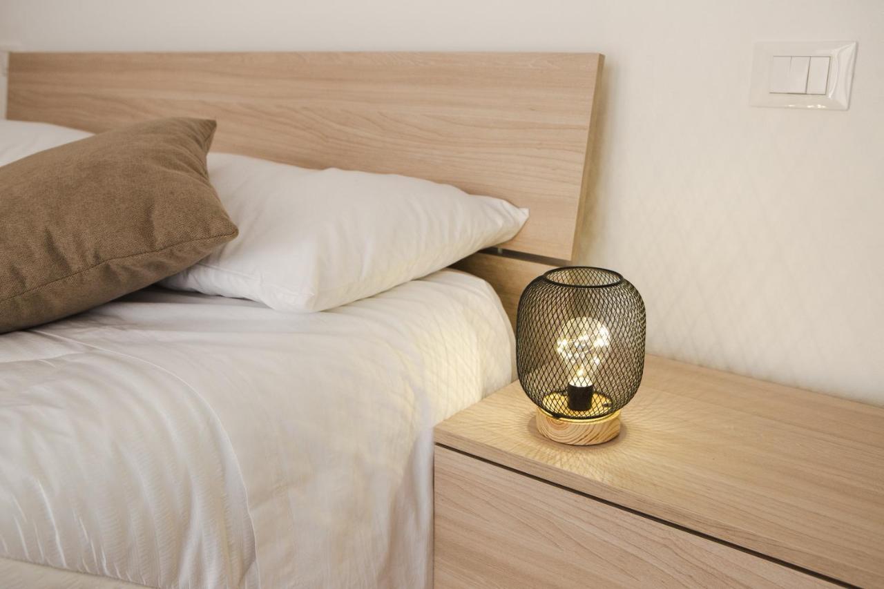 Vernaci Loft Apartment Terrasini Luaran gambar